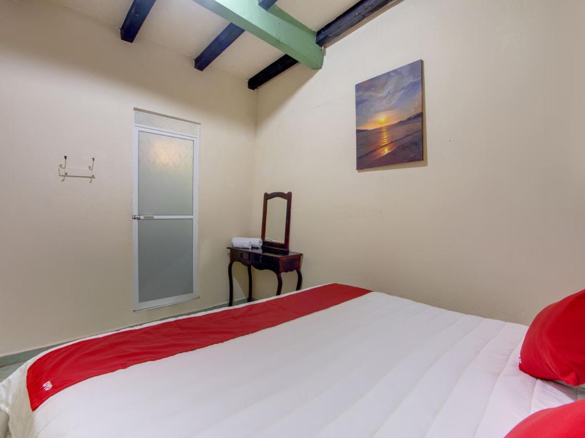 Oyo Hotel Casa Ada Zihuatanejo Ngoại thất bức ảnh